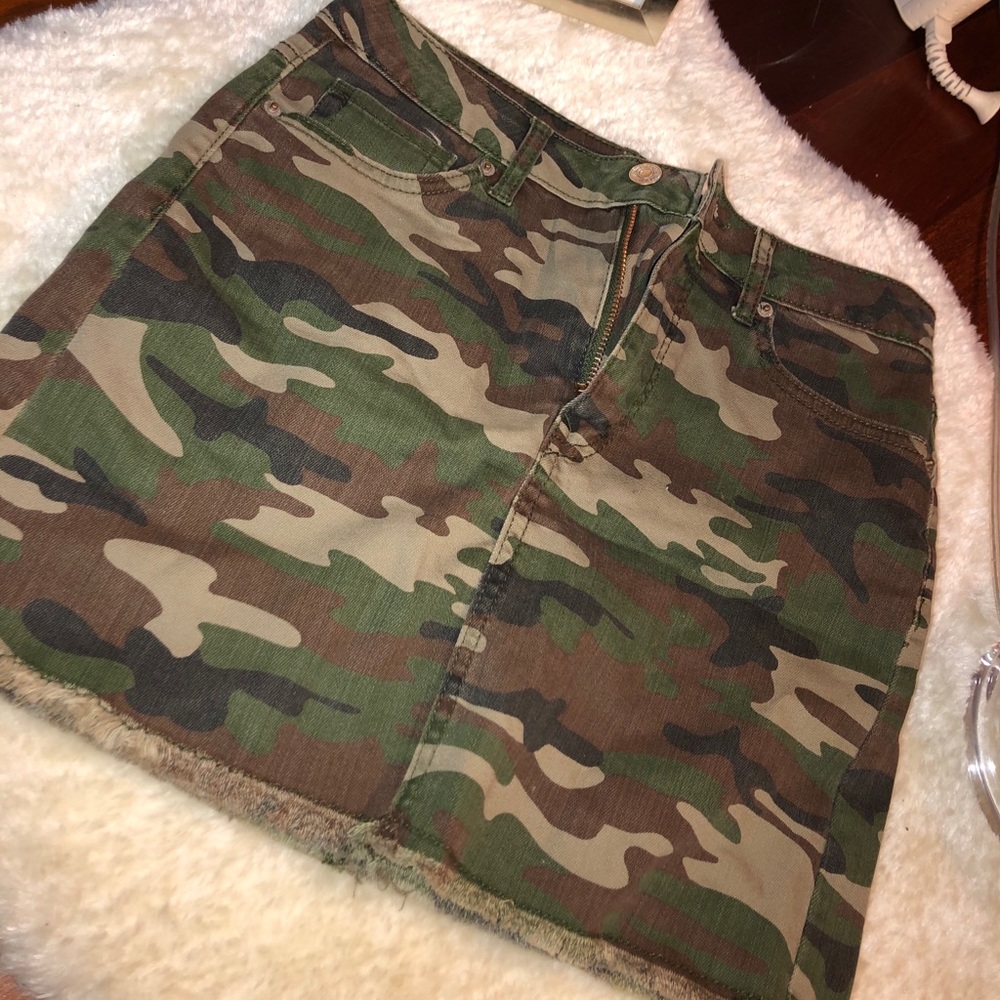 Camouflage skirt 💚